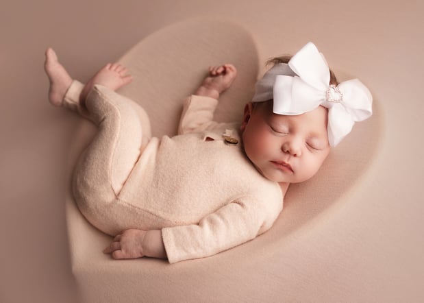 Newborn - Bow and Heart in Pink