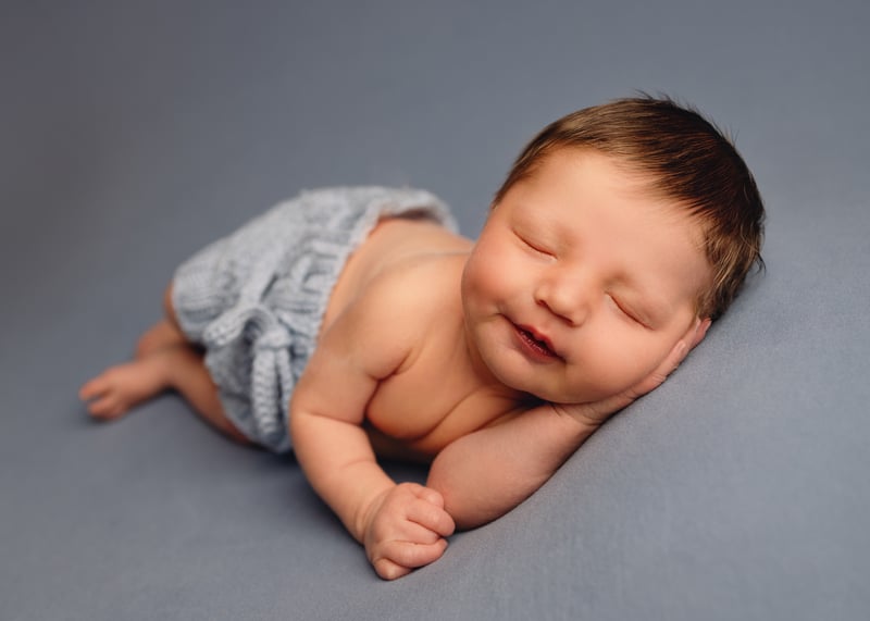 Newborn - blue shorts and pillow